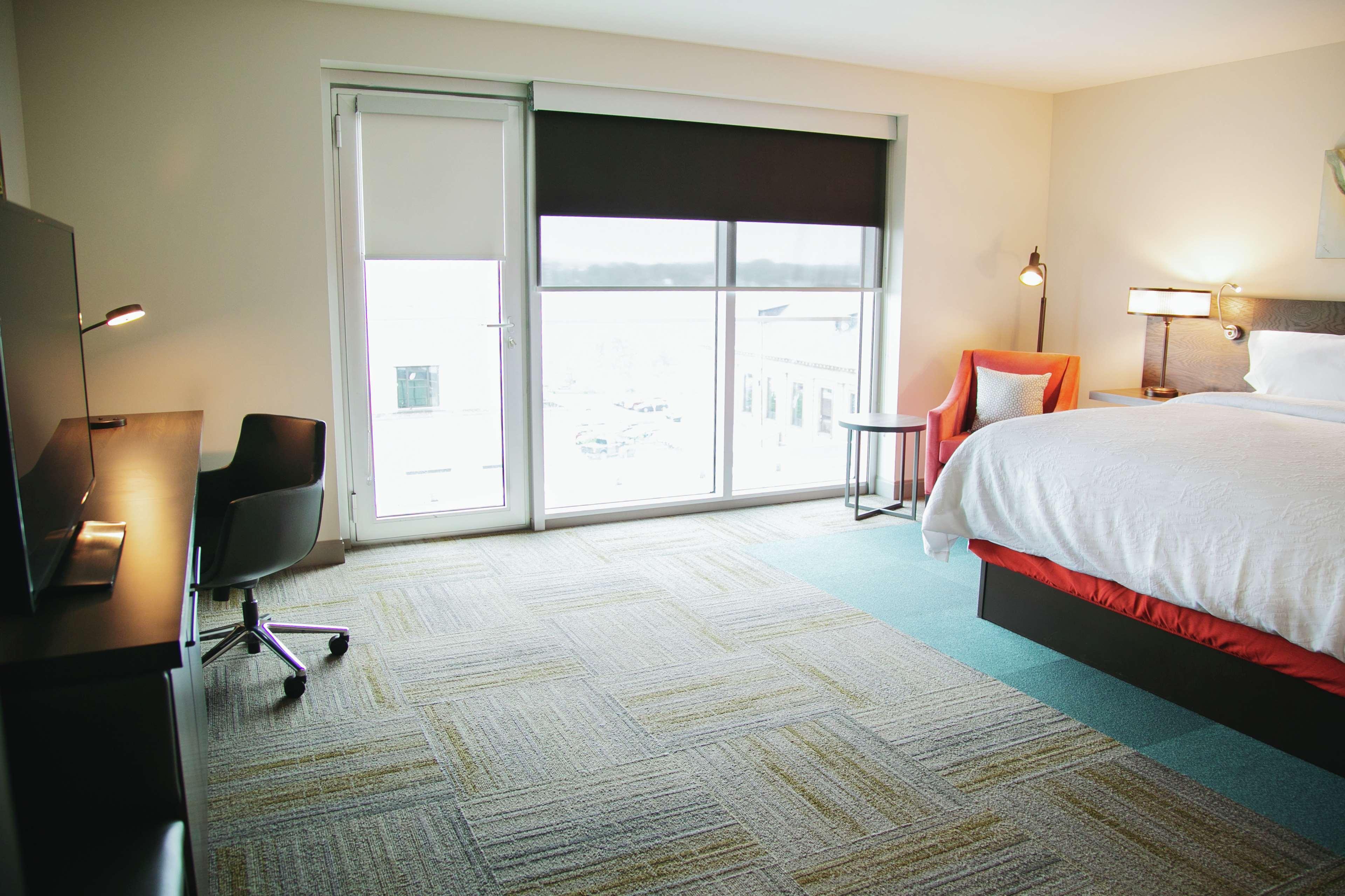 Hilton Garden Inn Fredericton Exterior photo
